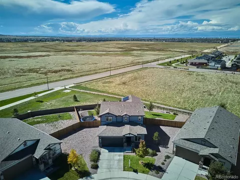 View/Area - 629 N Waterloo Ct, Aurora, CO 80018 photo 3 of 7