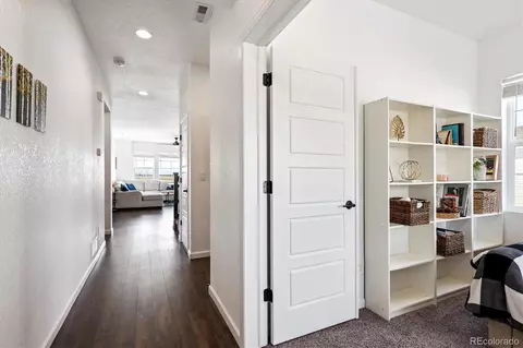 Entry Way - 629 N Waterloo Ct, Aurora, CO 80018 photo 1 of 2