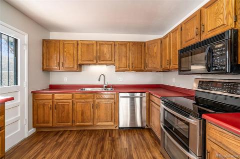 7472 E Bates Dr, Denver, CO 80231 photo 2