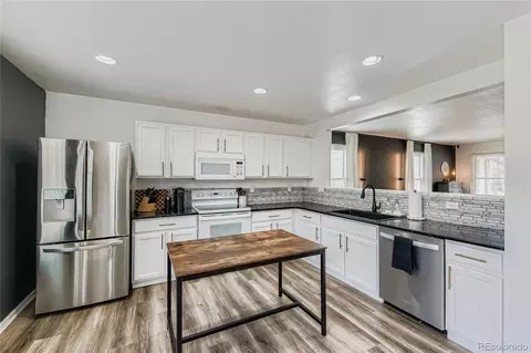 Kitchen - 892 Mockingbird Ln, Brighton, CO 80601 photo 2 of 4