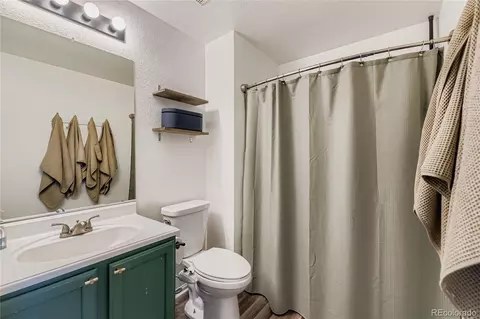 Bath - 892 Mockingbird Ln, Brighton, CO 80601 photo 1 of 3