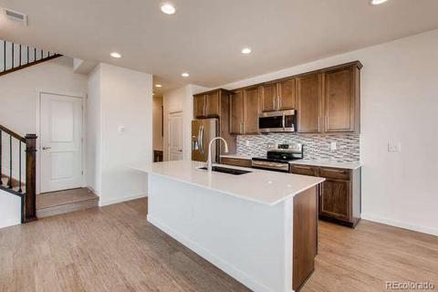 4367 E 98th Pl, Thornton, CO 80229 photo 2