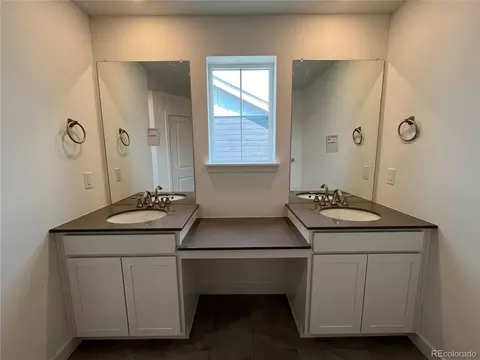 24465 Evans Dr, Aurora, CO 80018 photo 11