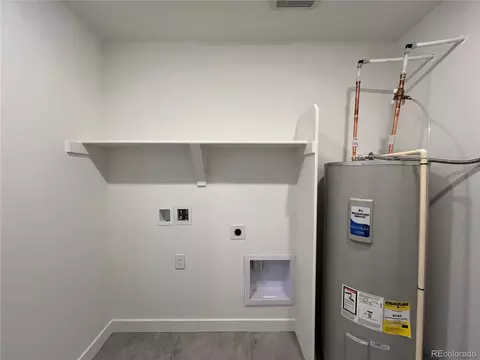 24465 Evans Dr, Aurora, CO 80018 photo 16
