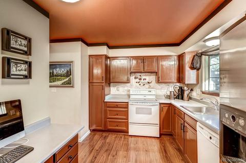 7256 E Bentley Cir, Centennial, CO 80112 photo 9