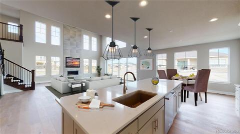 27670 E Lakeview Dr, Aurora, CO 80016 photo 2