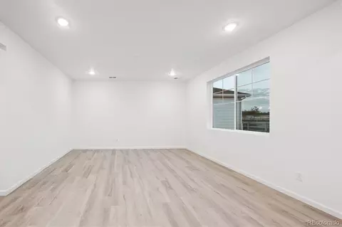 Living - 912 Steppe Ln, Windsor, CO 80550 photo 3 of 5