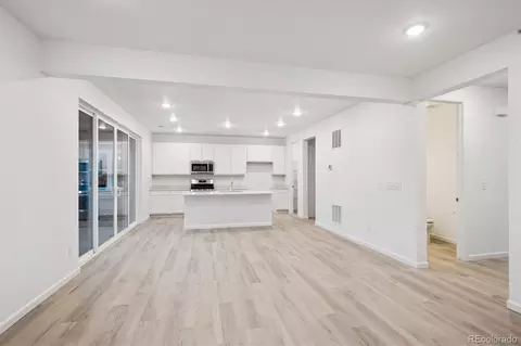 Living - 912 Steppe Ln, Windsor, CO 80550 photo 5 of 5