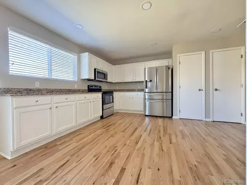 Kitchen - 21961 E Crestline Pl #P, Aurora, CO 80015 photo 3 of 3