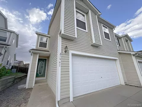 Exterior - 21961 E Crestline Pl #P, Aurora, CO 80015 photo 2 of 3