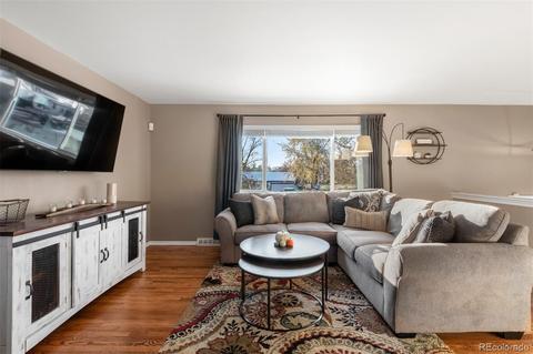 7120 S Penrose Ct, Centennial, CO 80122 photo 5