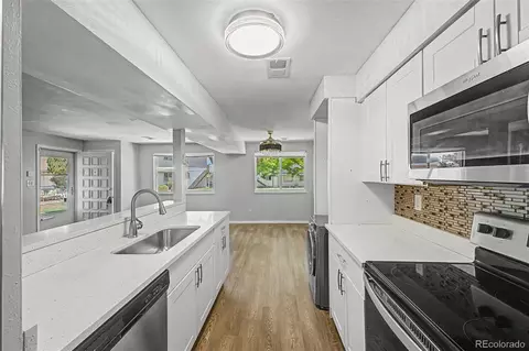 1182 S Eagle Cir #B, Aurora, CO 80012 photo 18