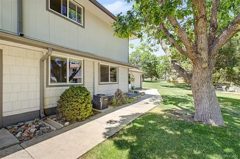 1182 S Eagle Cir #B, Aurora, CO 80012 photo 31