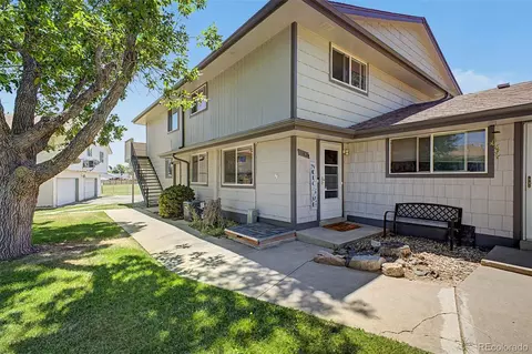 1182 S Eagle Cir #B, Aurora, CO 80012 photo 3