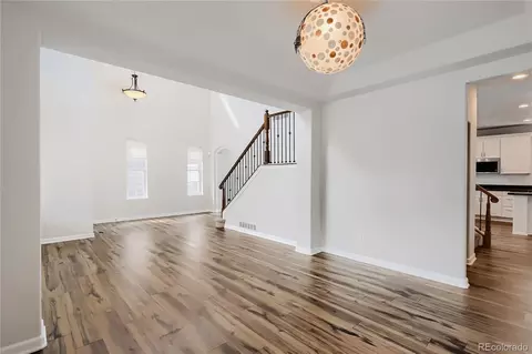 Living - 20737 E Caley Pl, Aurora, CO 80016 photo 2 of 6
