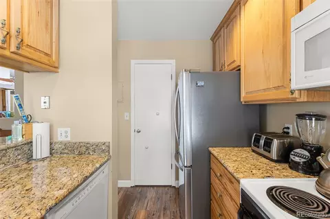 Kitchen - 142 Eagle Dr #A3, Avon, CO 81620 photo 4 of 4