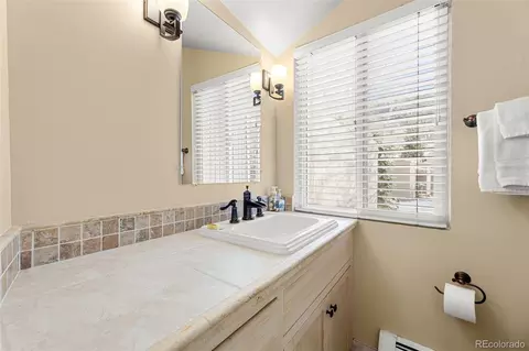 Bath - 142 Eagle Dr #A3, Avon, CO 81620 photo 1 of 4