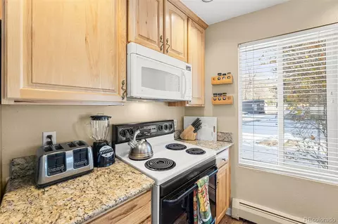 Kitchen - 142 Eagle Dr #A3, Avon, CO 81620 photo 1 of 4
