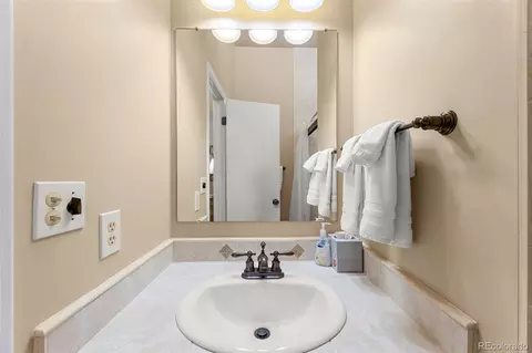 Bath - 142 Eagle Dr #A3, Avon, CO 81620 photo 3 of 4