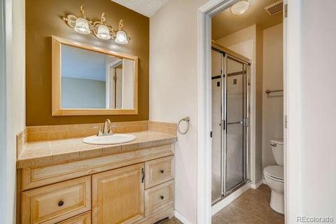 8124 E Mineral Dr, Centennial, CO 80112 photo 23