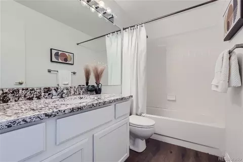 Bath - 18878 E Powers Pl, Aurora, CO 80015 photo 5 of 5