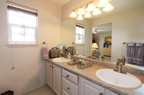 18666 E Vassar Dr, Aurora, CO 80013 photo 16