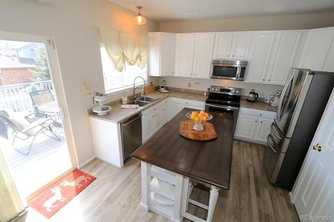 18666 E Vassar Dr, Aurora, CO 80013 photo 9