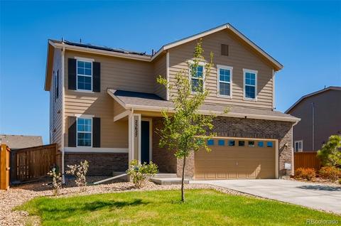 25627 E Maple Ave, Aurora, CO 80018 photo 1