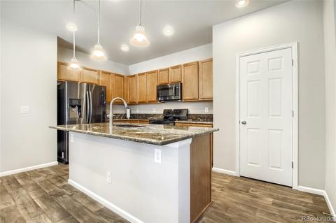 15882 E Warner Dr, Denver, CO 80239 photo 6