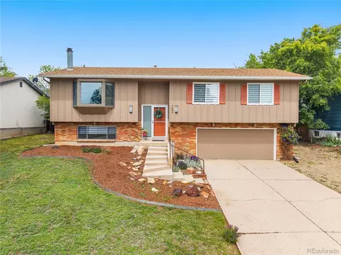702 Paradise Ln, Colorado Springs, CO 80904