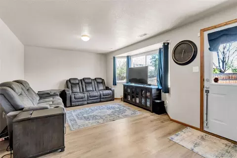 Living - 6289 Taft St, Frederick, CO 80530 photo 4 of 4