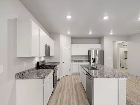 17598 E 90th Pl, Commerce City, CO 80022 photo 6