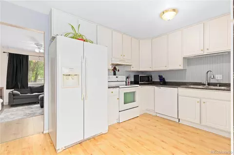 894 Nucla St, Aurora, CO 80011 photo 10