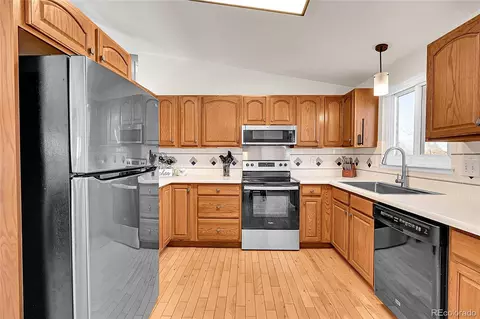 Kitchen - 4319 E 118th Ave, Thornton, CO 80233 photo 2 of 2