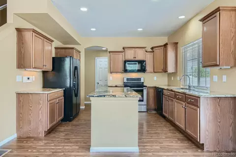 5510 Killarney St, Denver, CO 80249 photo 11