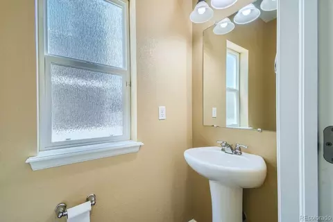 5510 Killarney St, Denver, CO 80249 photo 12