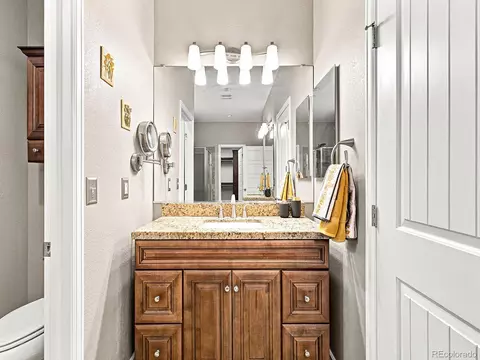 Bath - 7875 E 124th Dr, Thornton, CO 80602 photo 3 of 7