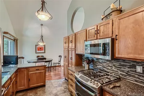36 S Eagle Cir, Aurora, CO 80012 photo 6