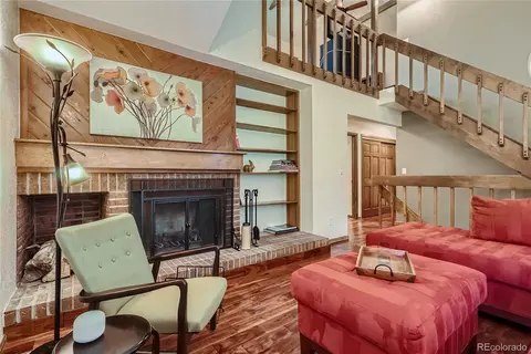 36 S Eagle Cir, Aurora, CO 80012 photo 2