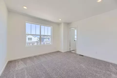 540 Aspen Ave, Bennett, CO 80102 photo 6