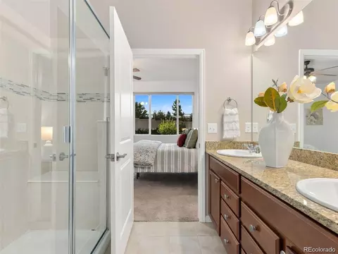 Bath - 15526 W 64th Loop #D, Arvada, CO 80007 photo 1 of 5