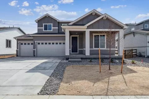 14378 Heritage Dr, Longmont, CO 80504