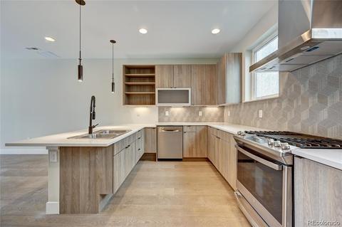 2629 Downing St, Denver, CO 80205 photo 9