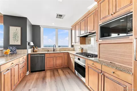 Kitchen - 400 E 3rd Ave #1203, Denver, CO 80203 photo 3 of 3