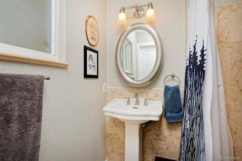 7993 E Kenyon Pl, Denver, CO 80237 photo 7