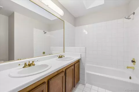 Bath - 16575 E Prentice Ave, Centennial, CO 80015 photo 6 of 6