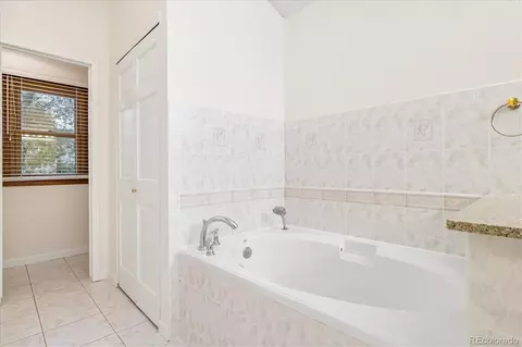 Bath - 16575 E Prentice Ave, Centennial, CO 80015 photo 4 of 6