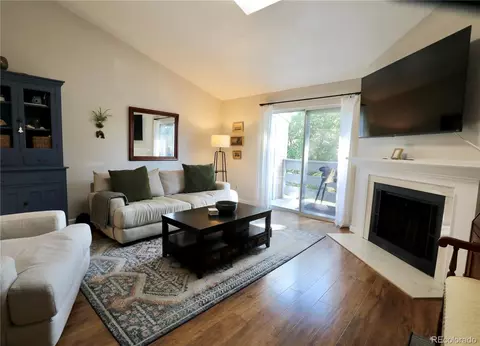 3320 S Ammons St #206, Lakewood, CO 80227