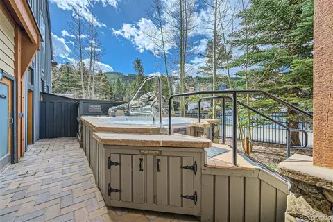 View/Area - 129 River Run Rd #8075, Keystone, CO 80435 photo 1 of 10
