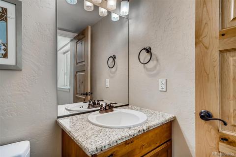 3425 E Vassar Ave, Denver, CO 80210 photo 32